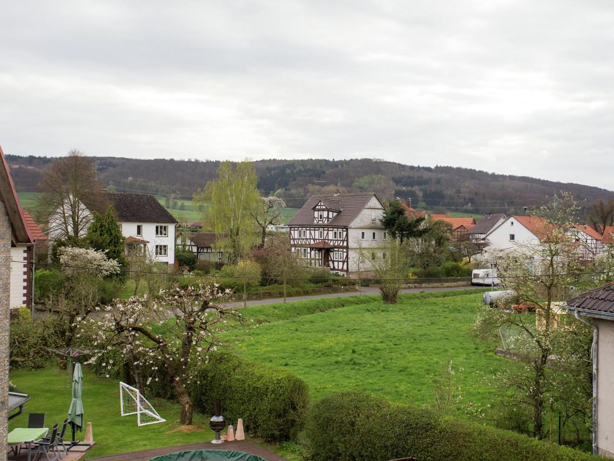 Large Detached Holiday Home In Hesse With Private Garden And Terrace ホムベルク エクステリア 写真