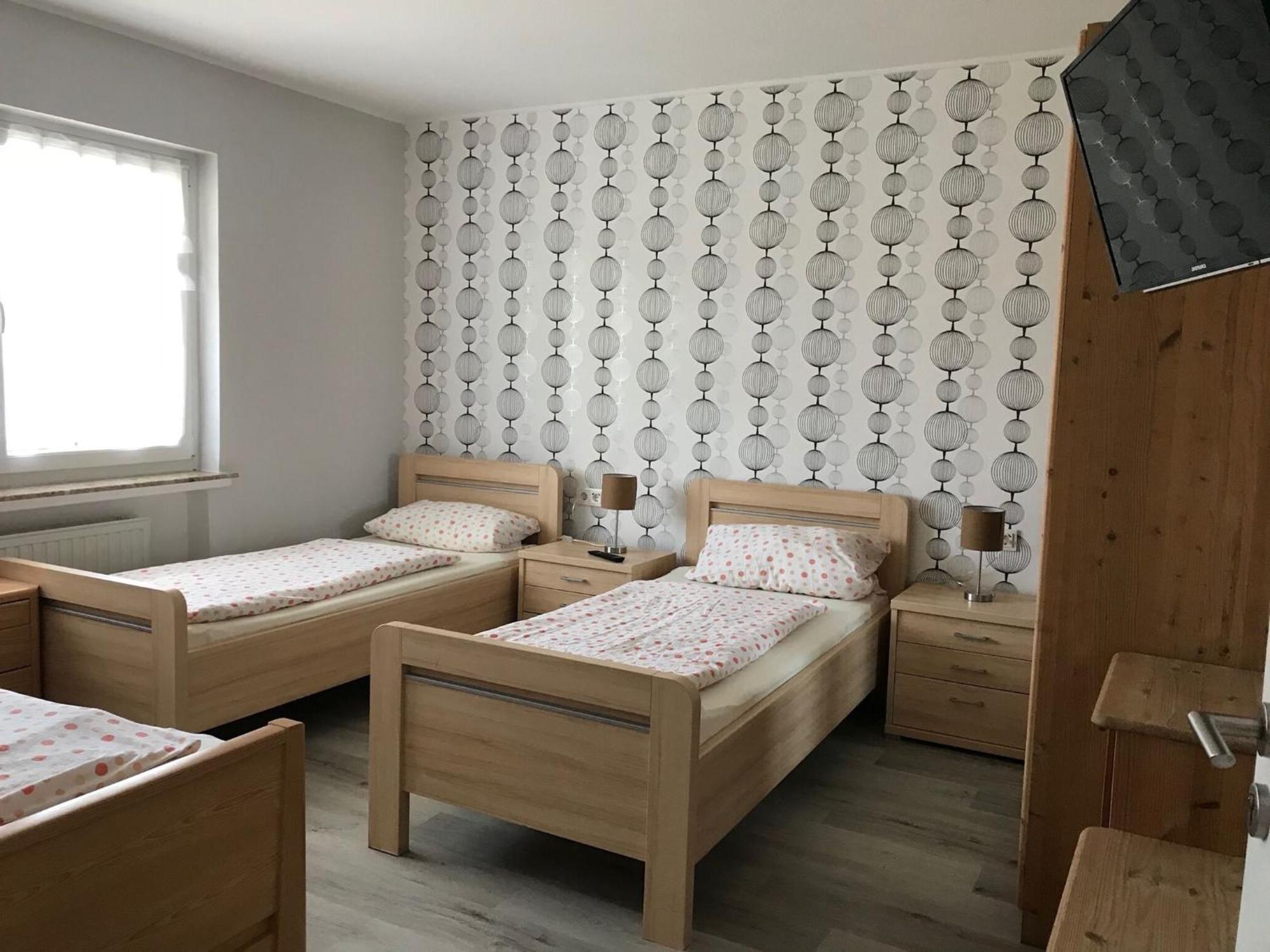 Large Detached Holiday Home In Hesse With Private Garden And Terrace ホムベルク エクステリア 写真